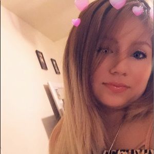 Meet your Posher, Dadaniela